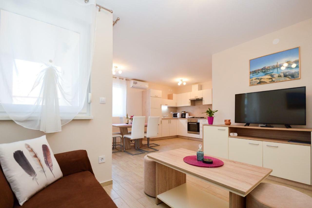 Apartment Mit- Mir Fondole Luaran gambar